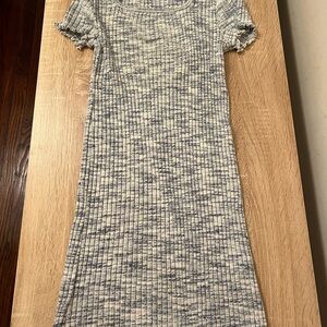 Old Navy Textured Blue and White Midi Dress Girls size 10-12